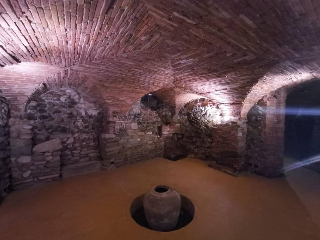 negozio in vendita a Lucca in zona Centro Città