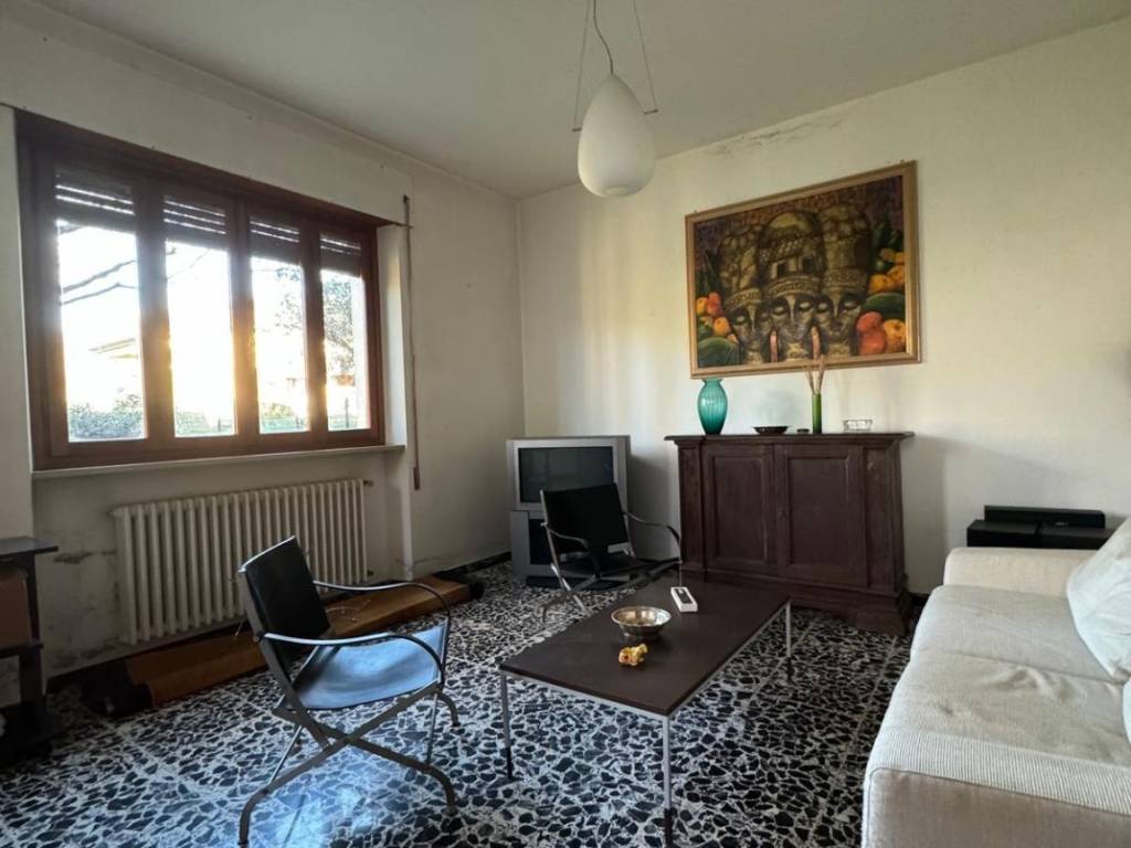 casa indipendente in vendita a Lucca in zona Torre