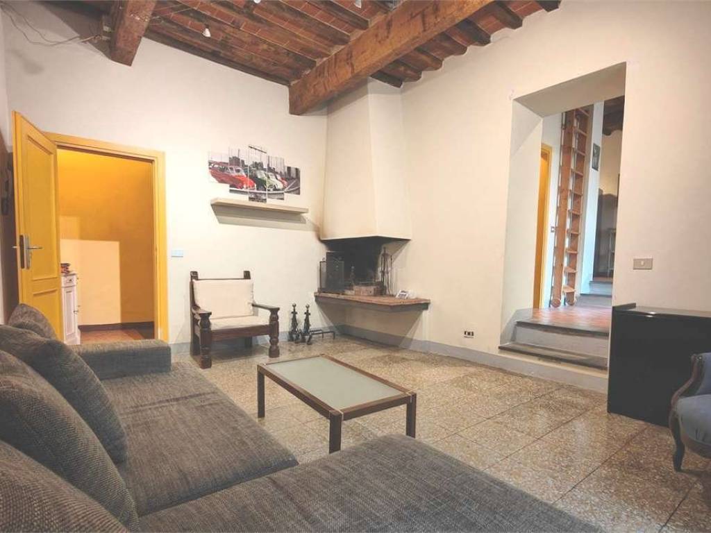 appartamento in vendita a Lucca in zona Aquilea