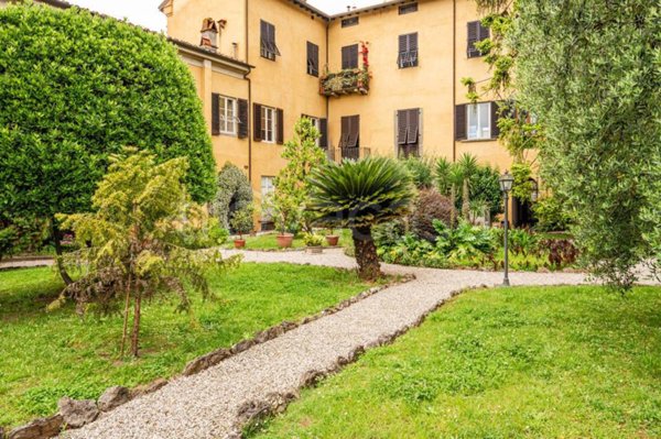appartamento in vendita a Lucca in zona Centro Città
