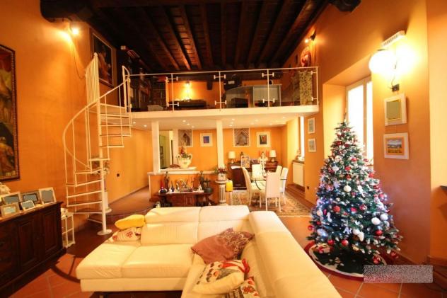 appartamento in vendita a Lucca in zona Centro Città