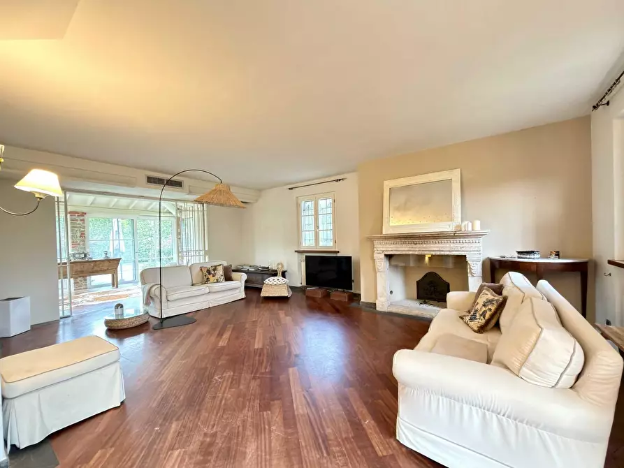 casa indipendente in vendita a Lucca in zona Querce