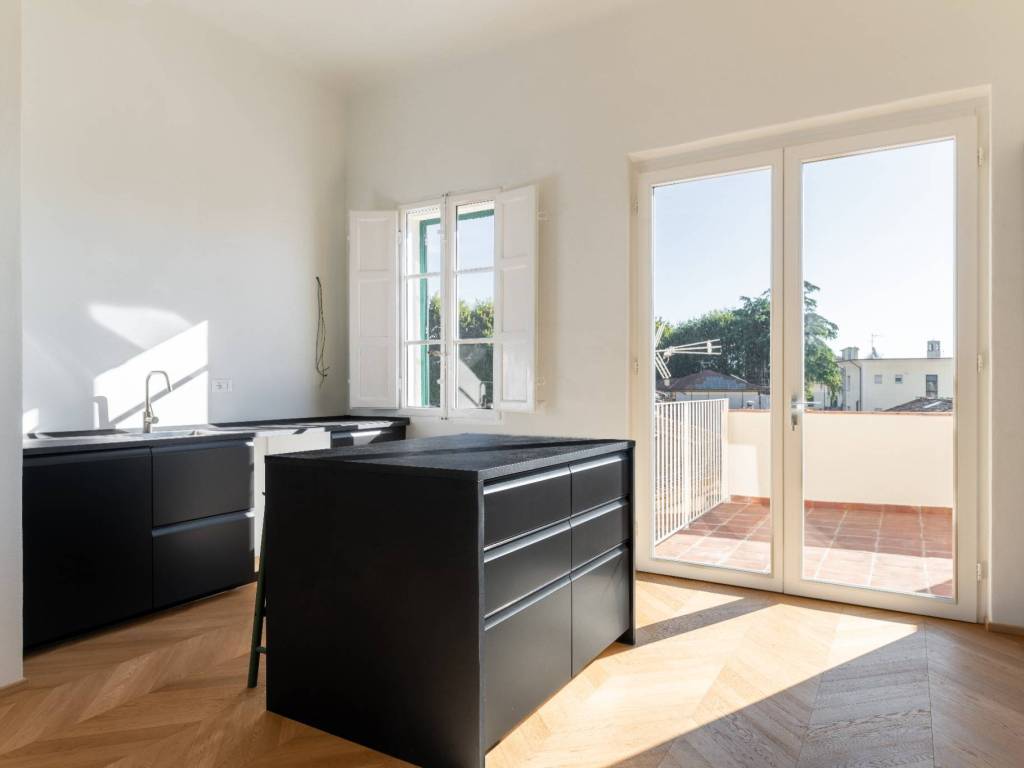 appartamento in vendita a Lucca in zona zona San Vito