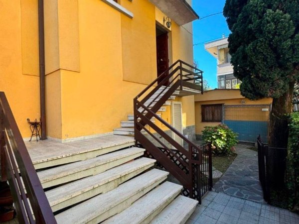 casa indipendente in vendita a Lucca in zona Sant'Anna