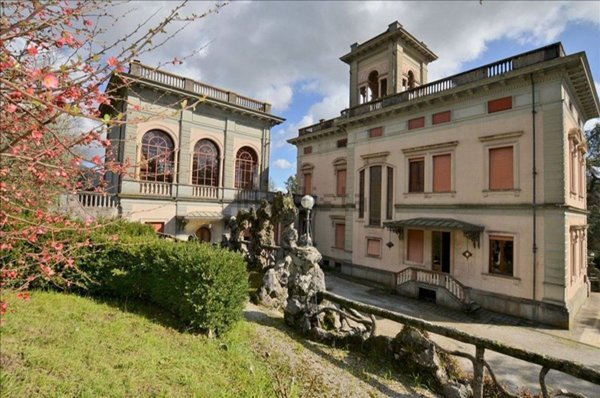 villa in vendita a Lucca in zona Ponte a Moriano