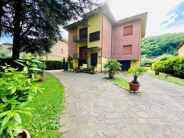 casa indipendente in vendita a Lucca in zona Ponte a Moriano