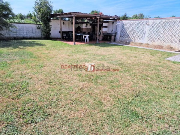 casa indipendente in vendita a Lucca in zona zona San Filippo