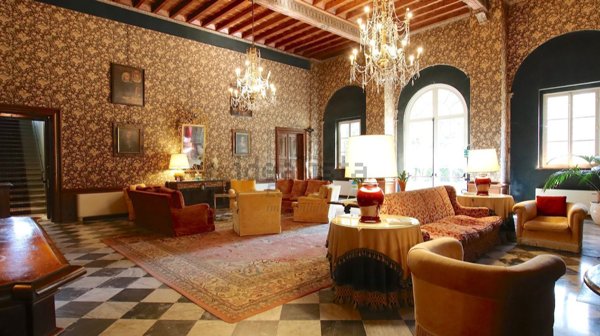 casa indipendente in vendita a Lucca in zona Massa Pisana