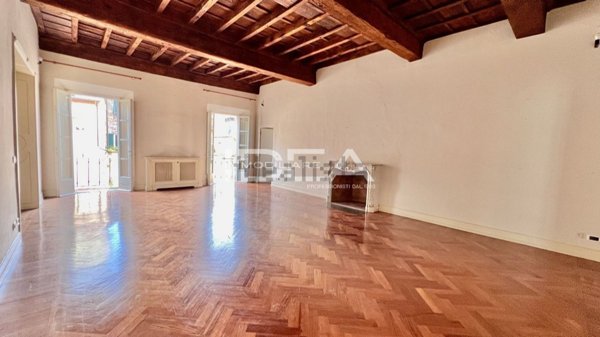 appartamento in vendita a Lucca in zona Centro Città