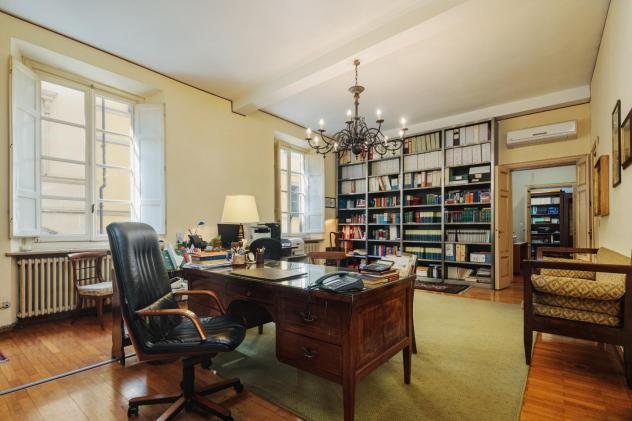 appartamento in vendita a Lucca in zona Centro Città