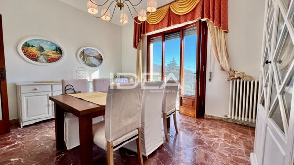 casa indipendente in vendita a Lucca in zona Balbano