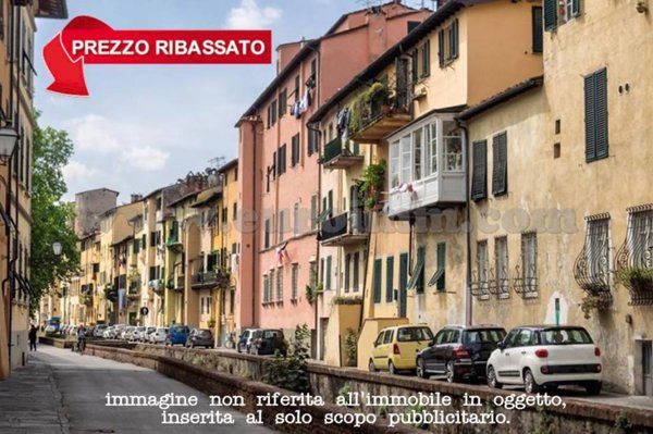 appartamento in vendita a Lucca in zona Centro Città