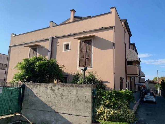 appartamento in vendita a Lucca in zona zona San Vito