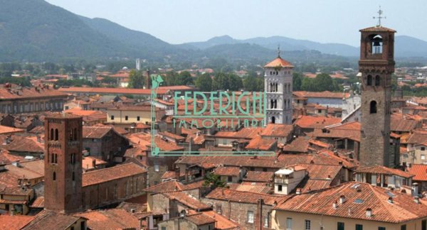 appartamento in vendita a Lucca in zona Centro Città