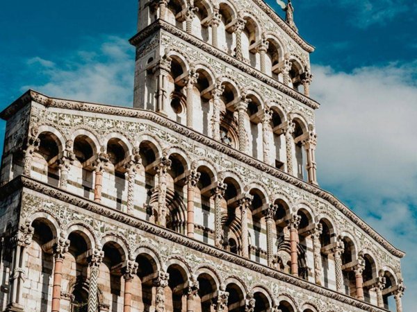 negozio in vendita a Lucca in zona Centro Città