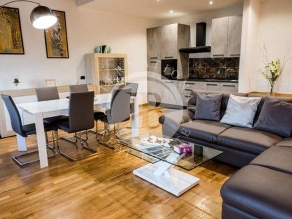 appartamento in vendita a Lucca in zona Monte San Quirico