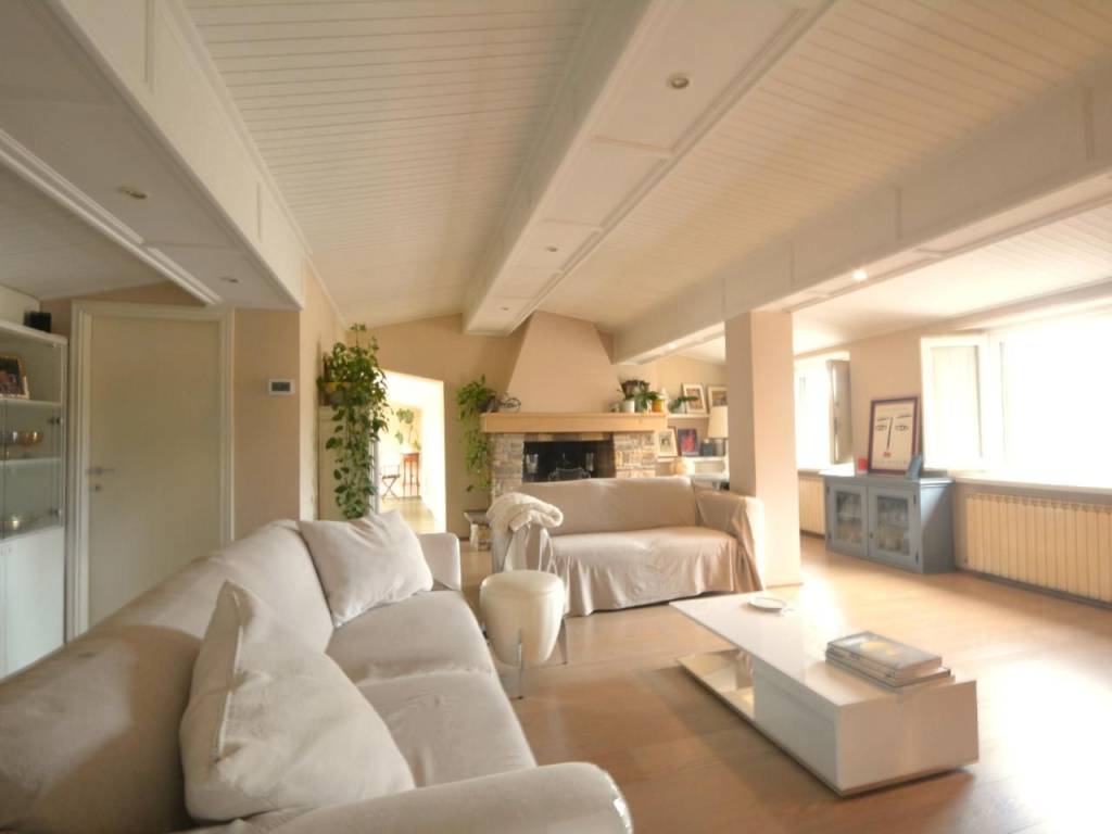 appartamento in vendita a Lucca in zona Centro Città