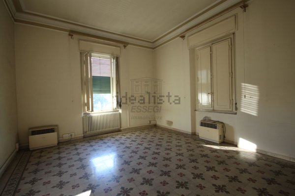 casa indipendente in vendita a Lucca in zona Zona San Concordio