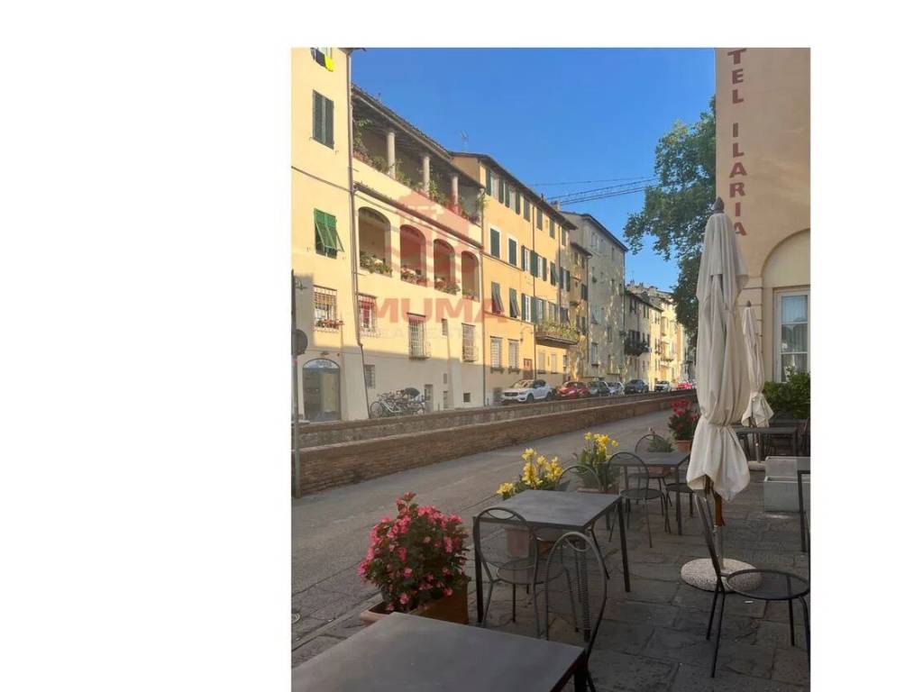 appartamento in vendita a Lucca in zona Centro Città