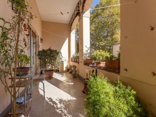 appartamento in vendita a Lucca in zona Centro Città