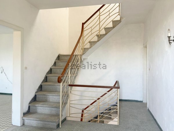 casa indipendente in vendita a Lucca