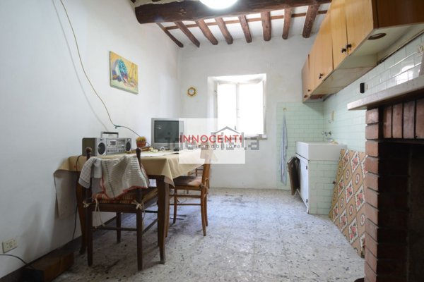 casa indipendente in vendita a Lucca in zona Sant'Alessio