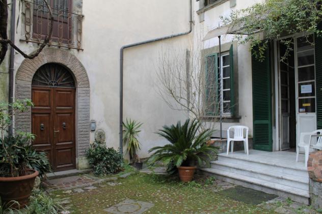 appartamento in vendita a Lucca in zona Centro Città