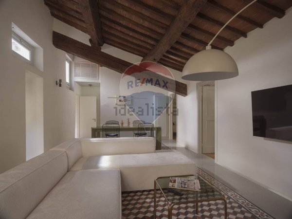 appartamento in vendita a Lucca in zona Centro Città