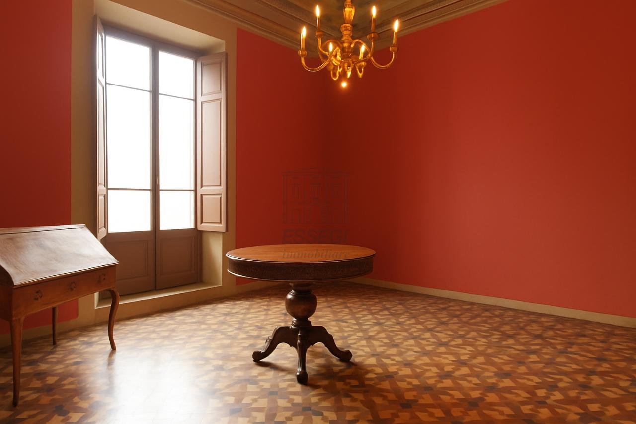 appartamento in vendita a Lucca in zona Centro Città