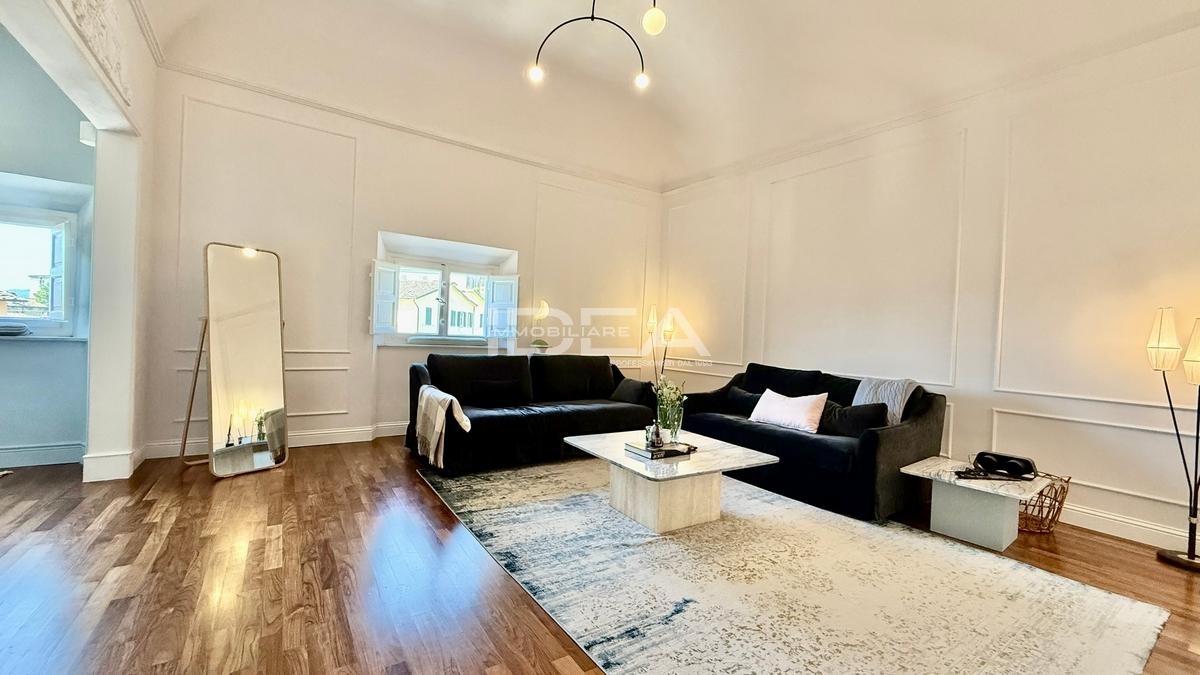 appartamento in vendita a Lucca in zona Centro Città