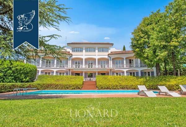 casa indipendente in vendita a Lucca in zona Monte San Quirico