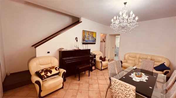 casa indipendente in vendita a Lucca in zona zona San Filippo