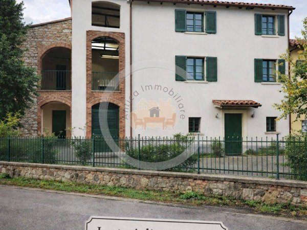 casa indipendente in vendita a Lucca in zona San Donato