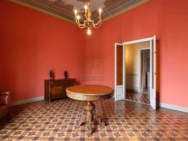appartamento in vendita a Lucca in zona Centro Città