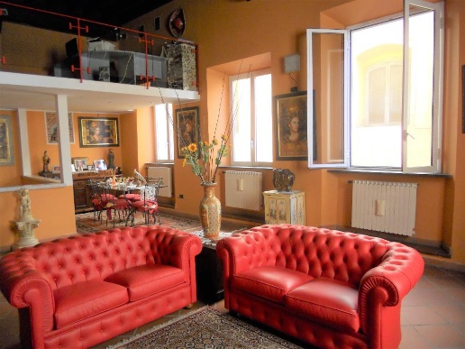 appartamento in vendita a Lucca in zona Centro Città