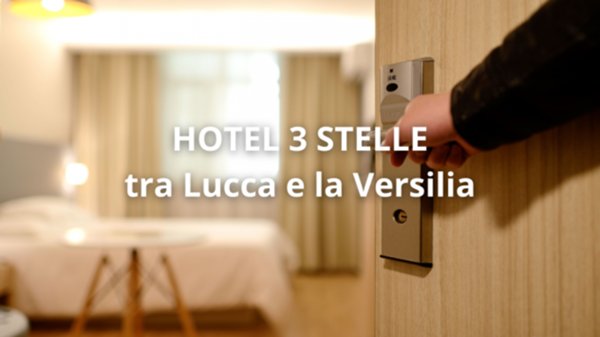 negozio in vendita a Lucca in zona Centro Città