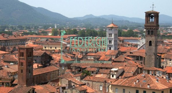 appartamento in vendita a Lucca in zona Centro Città