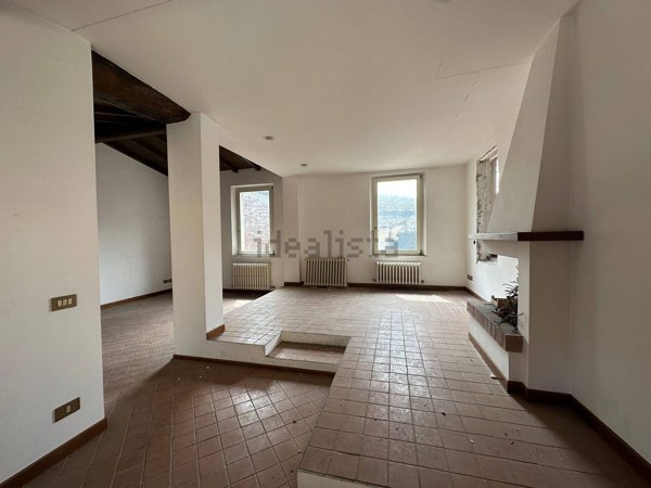 appartamento in vendita a Lucca in zona Centro Città