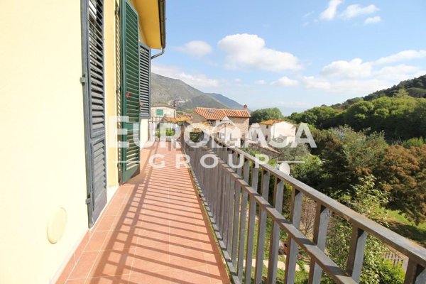 appartamento in vendita a Lucca in zona Santa Maria del Giudice