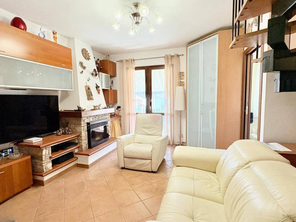 appartamento in vendita a Lucca in zona San Pietro a Vico