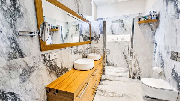 appartamento in vendita a Lucca in zona Centro Città