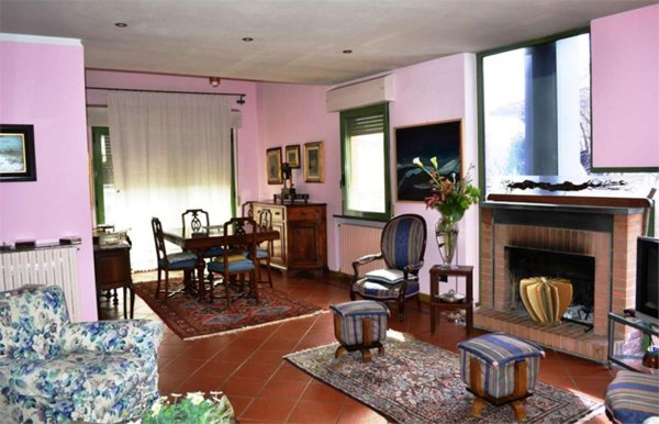 casa indipendente in vendita a Lucca in zona Zona San Concordio
