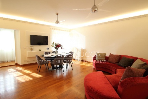 appartamento in vendita a Lucca in zona Centro Città