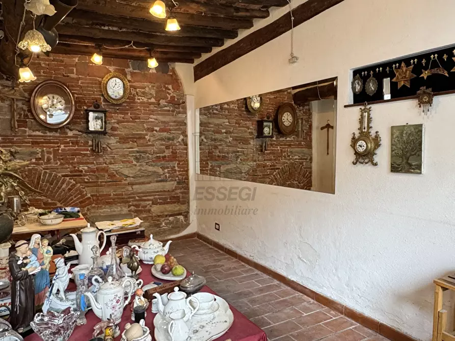 locale commerciale in vendita a Lucca in zona Centro Città