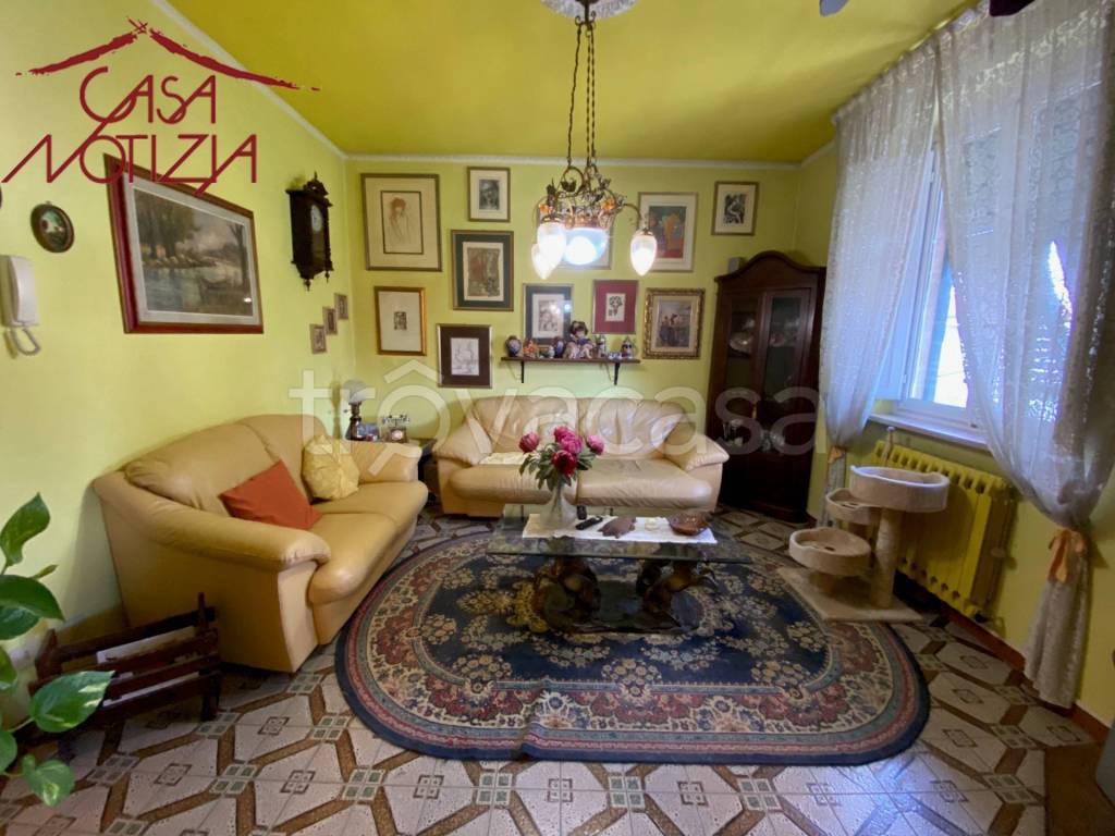 appartamento in vendita a Lucca in zona zona Arancio