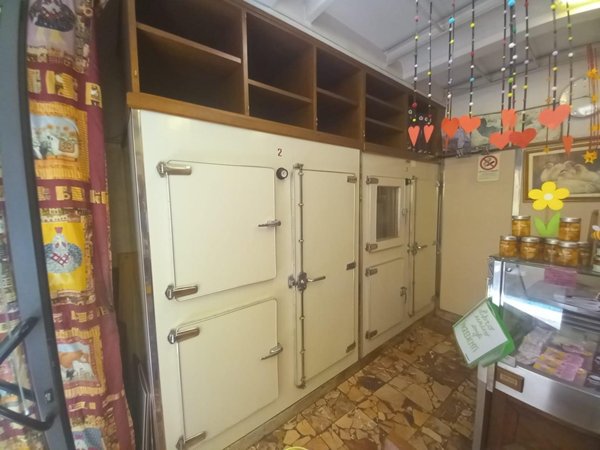 negozio in vendita a Lucca in zona Centro Città