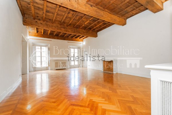 appartamento in vendita a Lucca in zona Centro Città