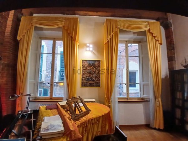appartamento in vendita a Lucca in zona Centro Città