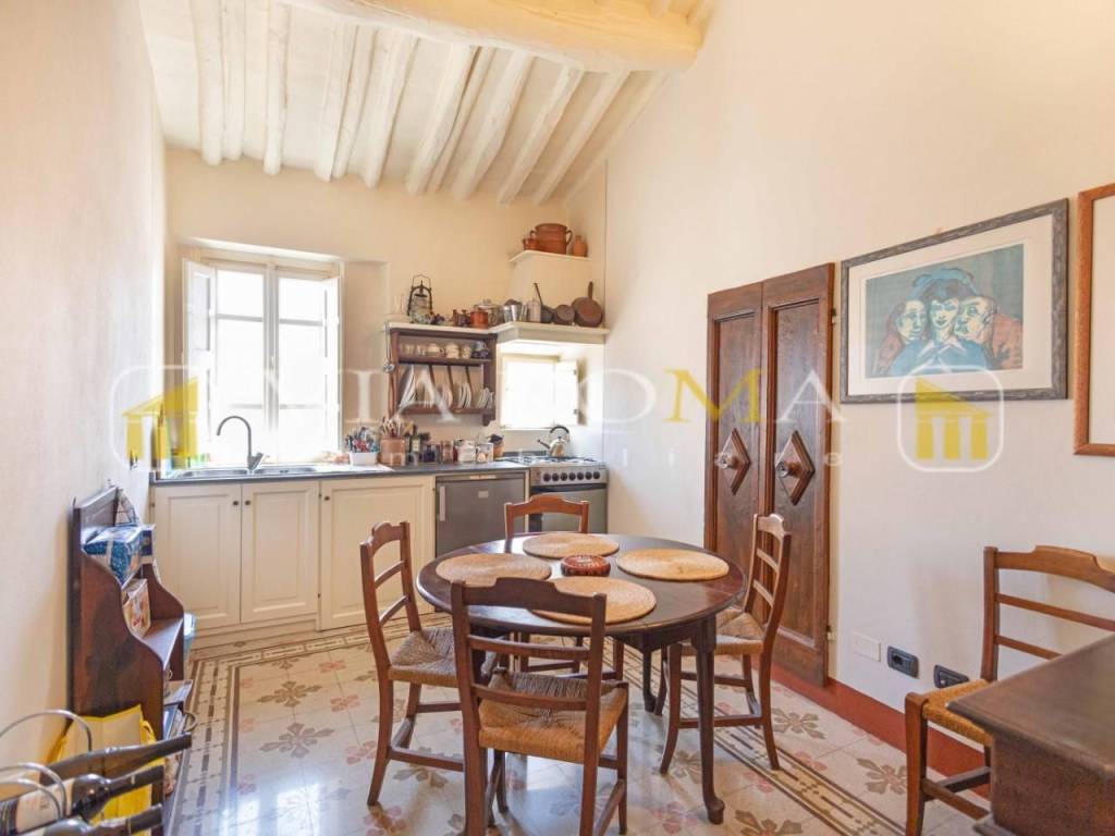 appartamento in vendita a Lucca in zona Centro Città