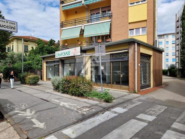 locale commerciale in vendita a Lucca in zona Sant'Anna